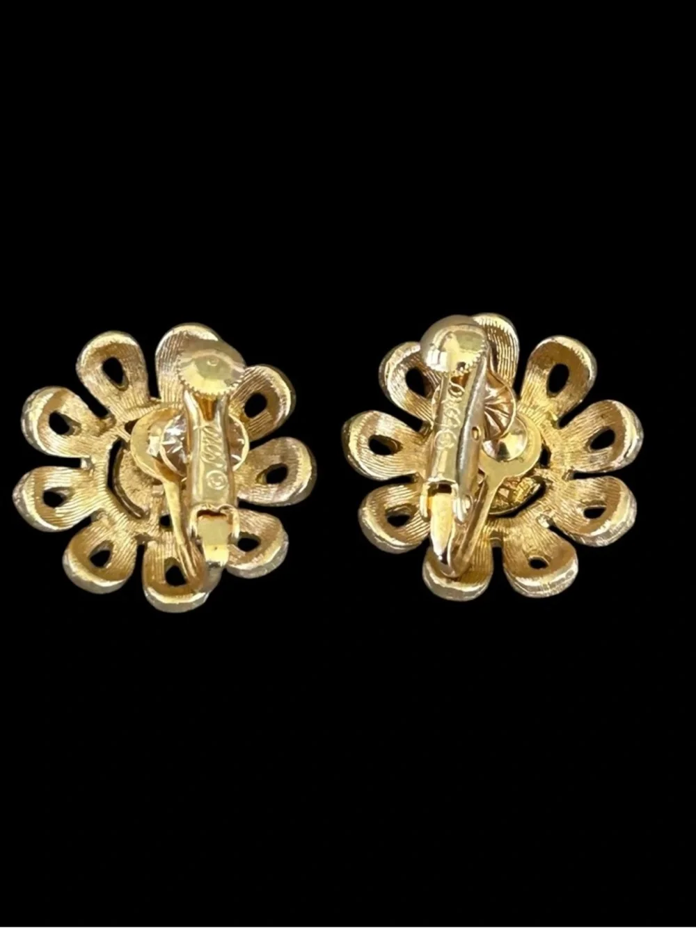 VTG Coro Clip On Earrings Twisted Knot Gold Tone MCM Round Circle Signed 1 Inch